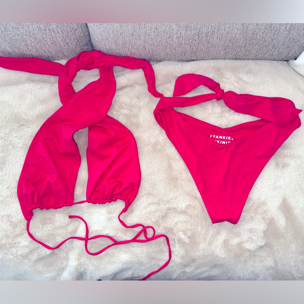 Frankies Bikinis